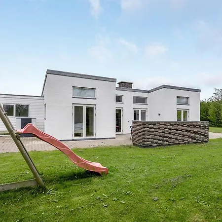 Hvenild - 800m From The Sea By Interhome Feriehus